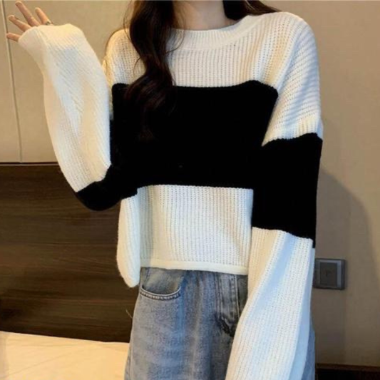 Color Blocked Relaxed Fit Sweater